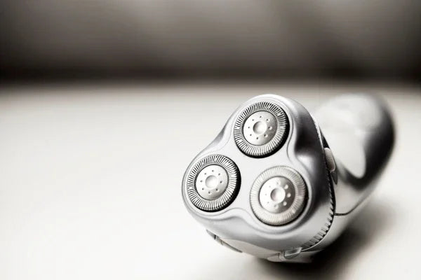 Can I Use a Men’s Electric Razor for Hair Removal?